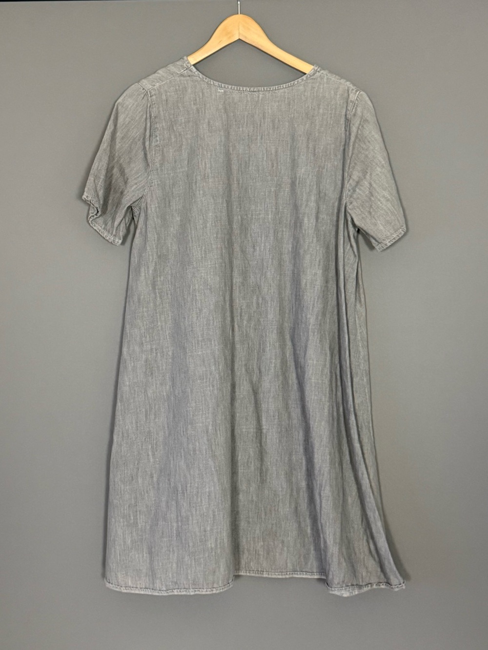 Gap 1969 Chambray Midi Swing Dress Gray Short Sleeve Pocket XL Minimalist - Picture 2 of 7